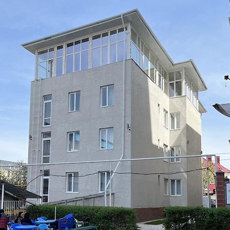 Nomad Inn Μπισκέκ Εξωτερικό φωτογραφία